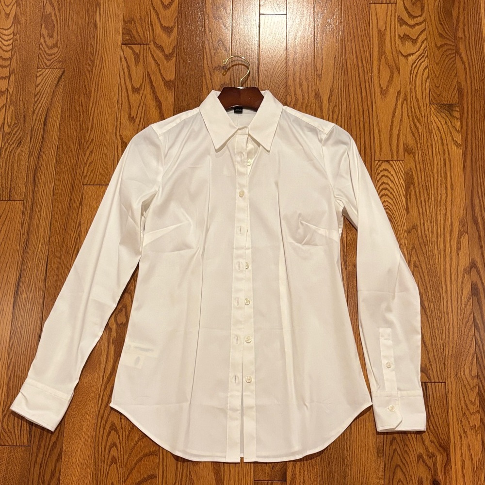 Ann Taylor Classic White Dress Shirt - New - Never Been Worn